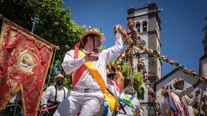 Celebración Anual de la Romería de La Virgen del Buen Viaje y San Telmo en Santa Cruz de Tenerife: Tradición Religiosa y Festiva